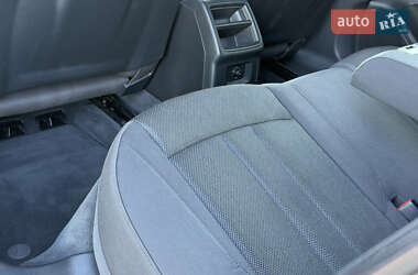 Универсал Audi A4 2016 в 