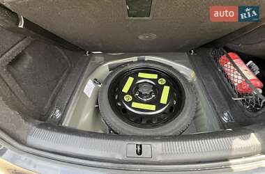 Седан Audi A4 2012 в 