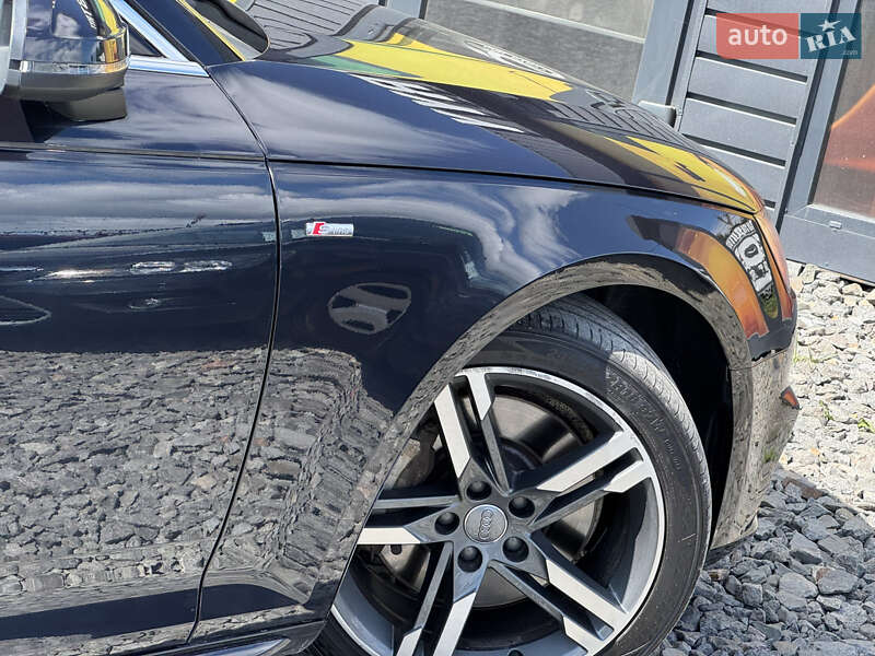 Седан Audi A4 2017 в Стрые