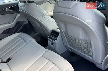 Седан Audi A4 2017 в 