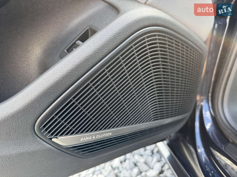 Седан Audi A4 2017 в Стрые