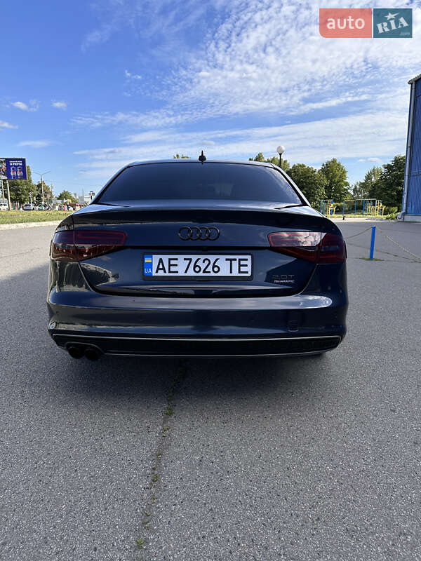 Седан Audi A4 2014 в Харькове