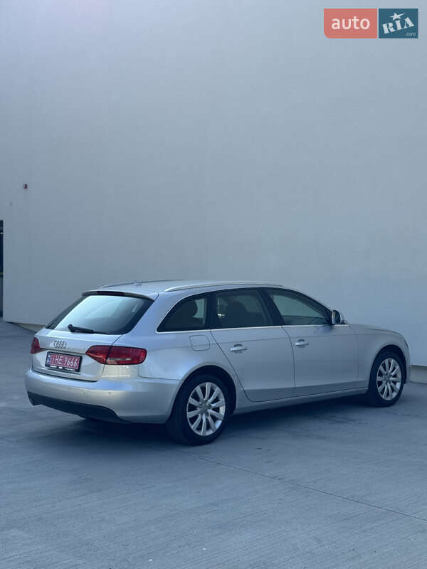Универсал Audi A4 2009 в Луцке