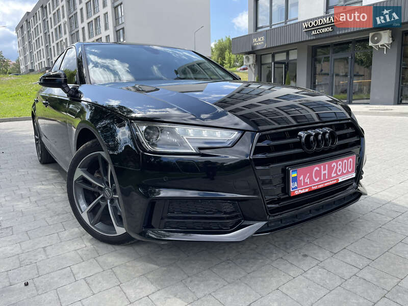 Седан Audi A4 2019 в 