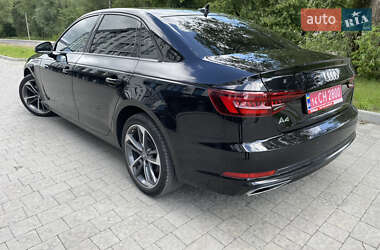 Седан Audi A4 2019 в 