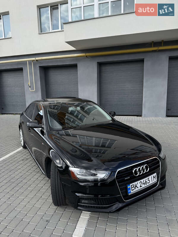 Седан Audi A4 2015 в 