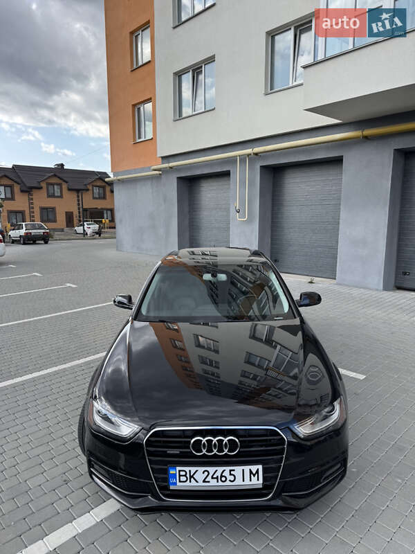 Седан Audi A4 2015 в Вінниці