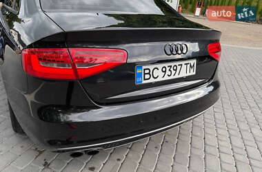 Седан Audi A4 2014 в 