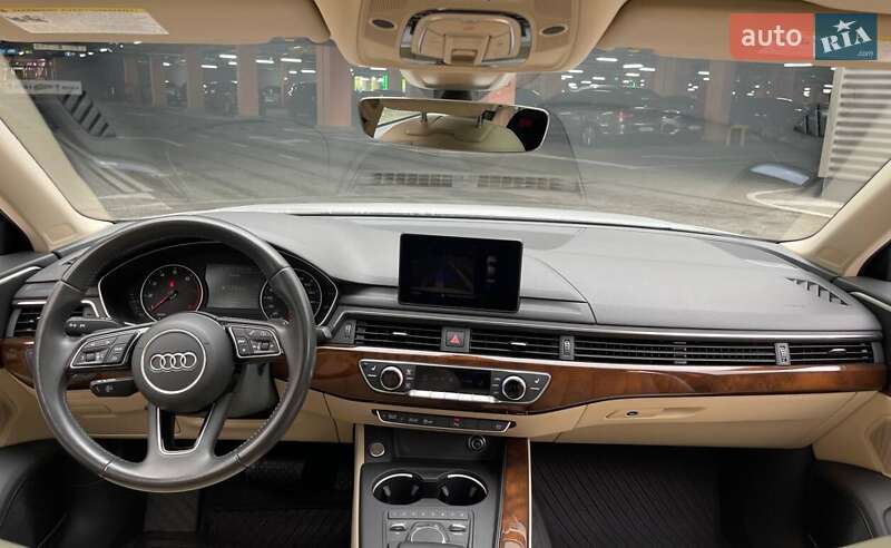 Седан Audi A4 2016 в Киеве