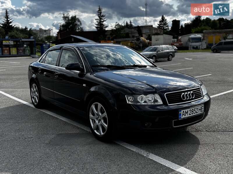 Седан Audi A4 2002 в 