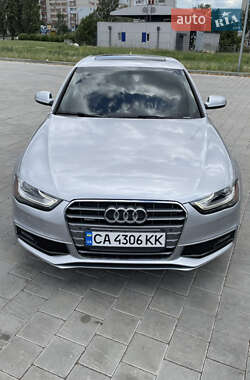 Седан Audi A4 2014 в 