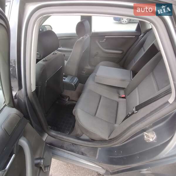 Седан Audi A4 2001 в Киеве