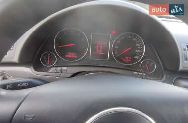 Седан Audi A4 2001 в 