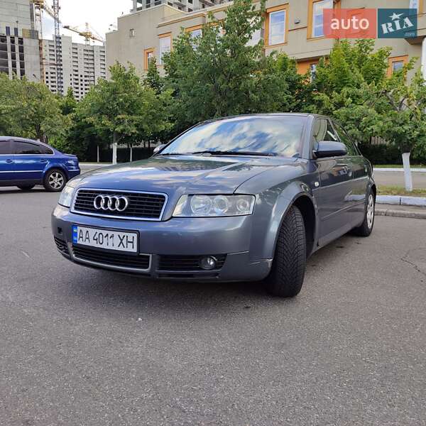 Седан Audi A4 2001 в Киеве