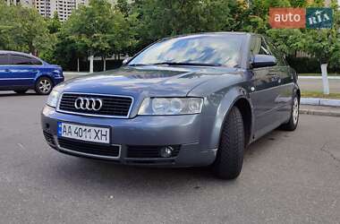 Седан Audi A4 2001 в 