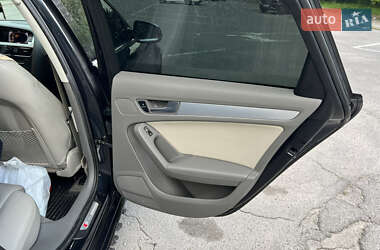 Седан Audi A4 2011 в 