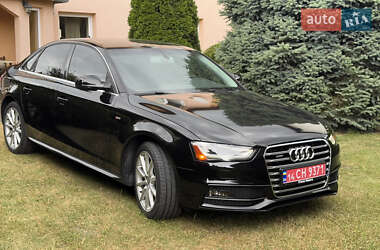 Седан Audi A4 2015 в 