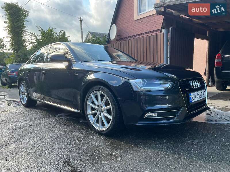 Седан Audi A4 2013 в 