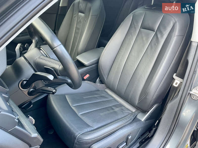 Седан Audi A4 2016 в Харькове