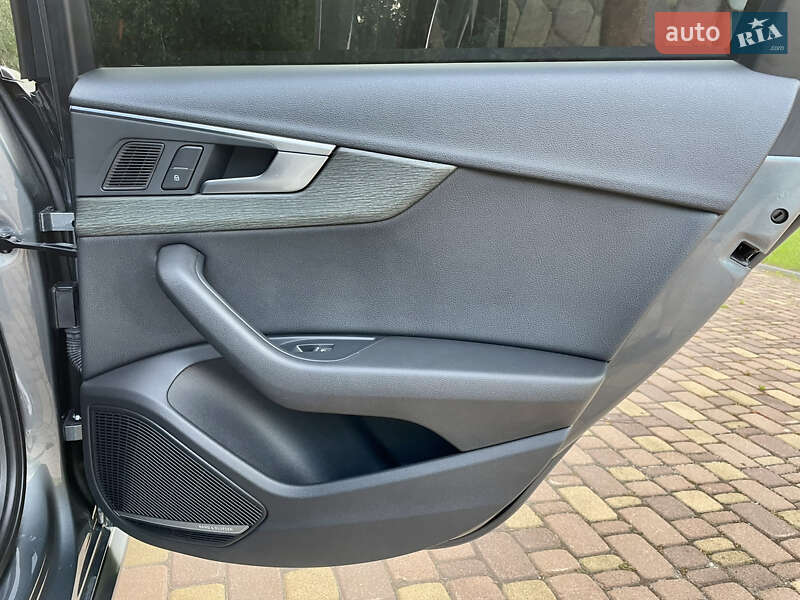 Седан Audi A4 2016 в Харькове
