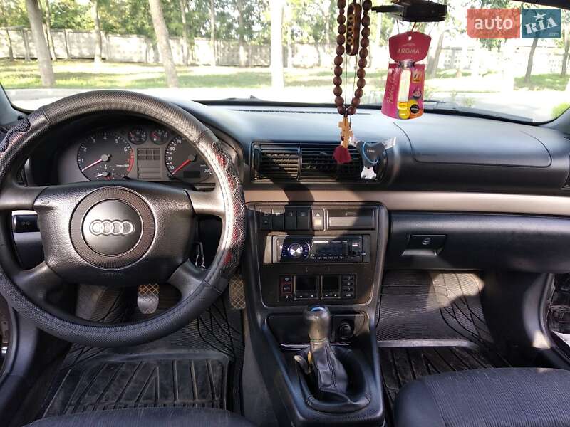 Универсал Audi A4 1998 в Кропивницком