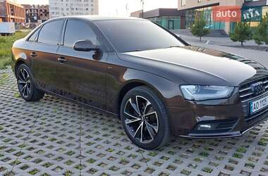Седан Audi A4 2013 в 
