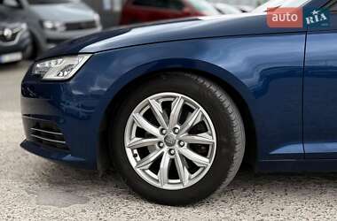 Универсал Audi A4 2017 в 