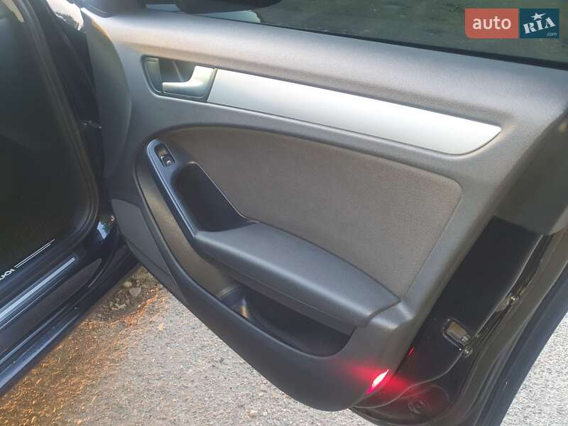 Універсал Audi A4 2011 в Львові фото 10 Універсал Audi A4 2011 в Львові