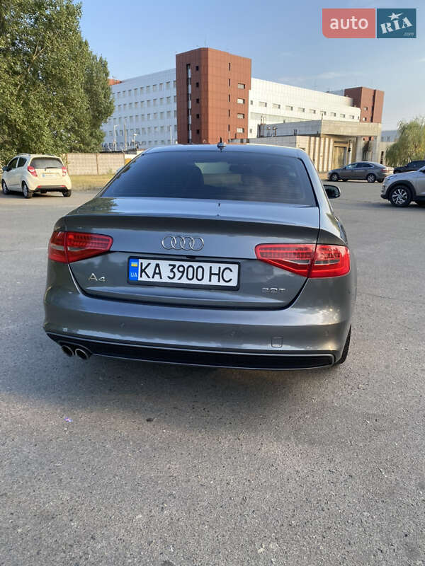 Седан Audi A4 2013 в Киеве