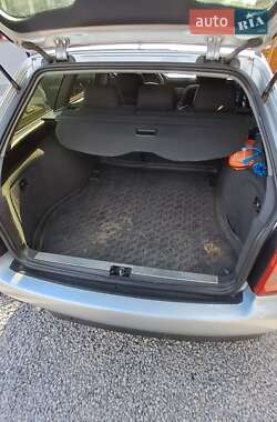 Универсал Audi A4 1998 в 