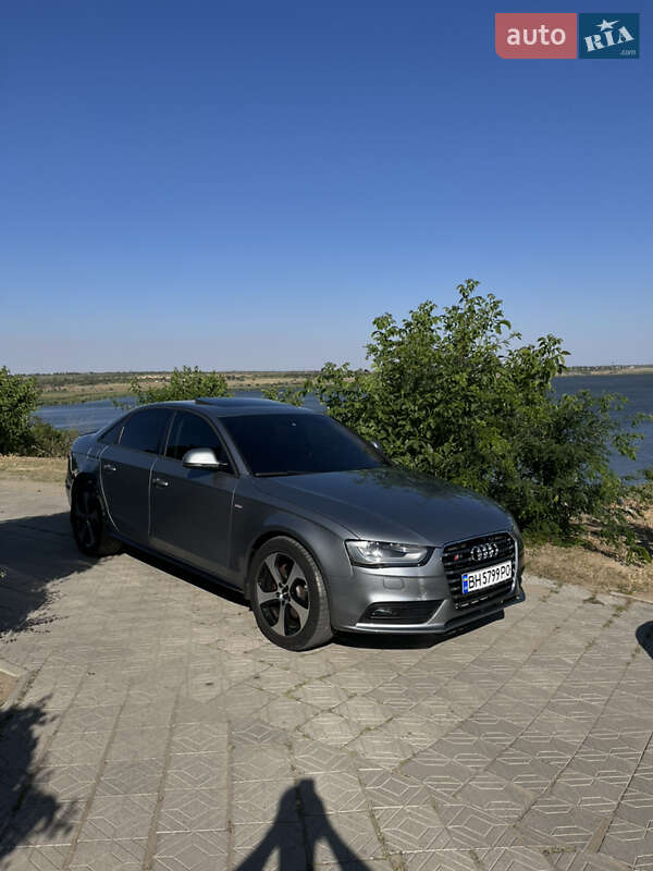 Седан Audi A4 2009 в 