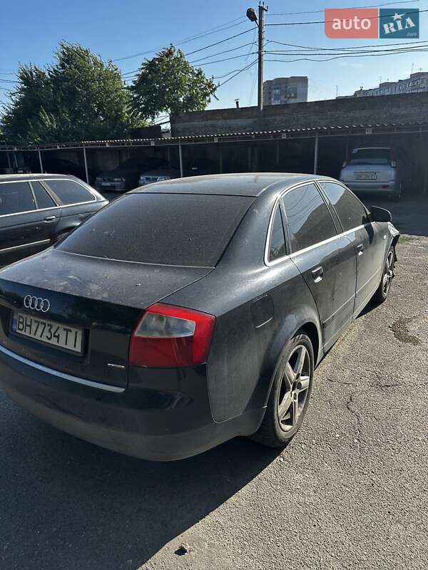 Седан Audi A4 2000 в Одессе