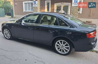 Седан Audi A4 2015 в 