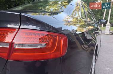 Седан Audi A4 2015 в 