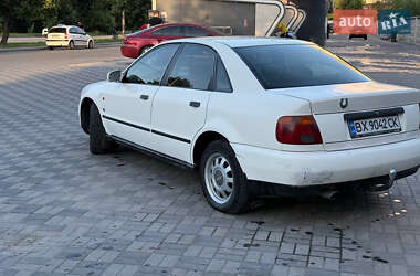 Седан Audi A4 1996 в 