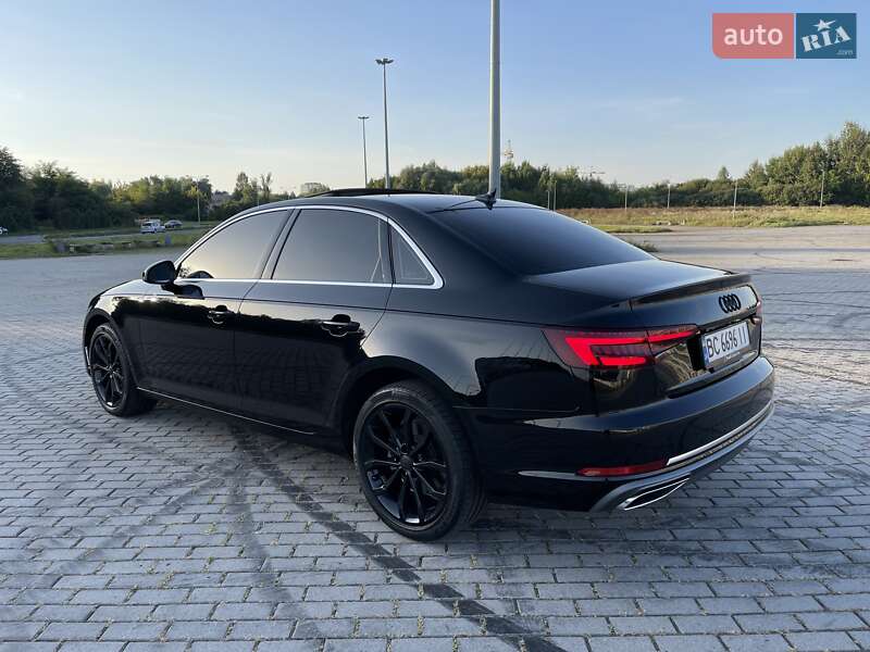 Седан Audi A4 2019 в Львове