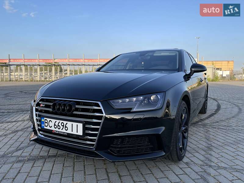 Седан Audi A4 2019 в Львове