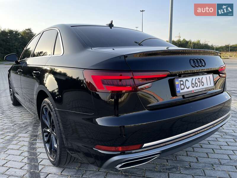 Седан Audi A4 2019 в Львове