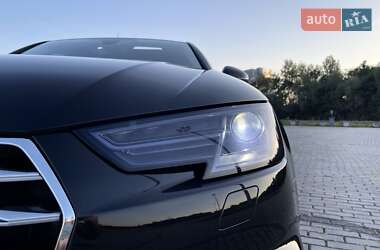 Седан Audi A4 2019 в 