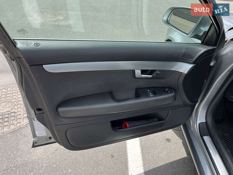 Универсал Audi A4 2005 в Киеве