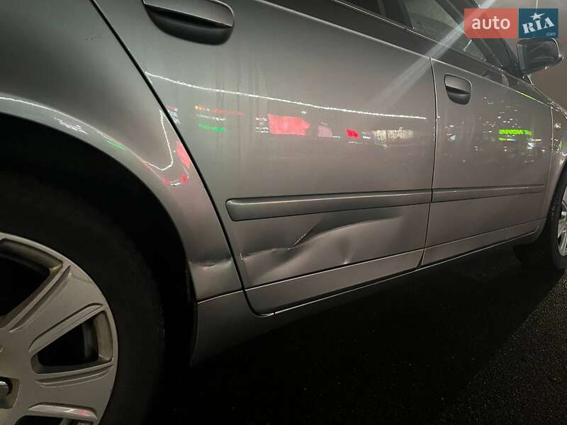 Универсал Audi A4 2005 в Киеве