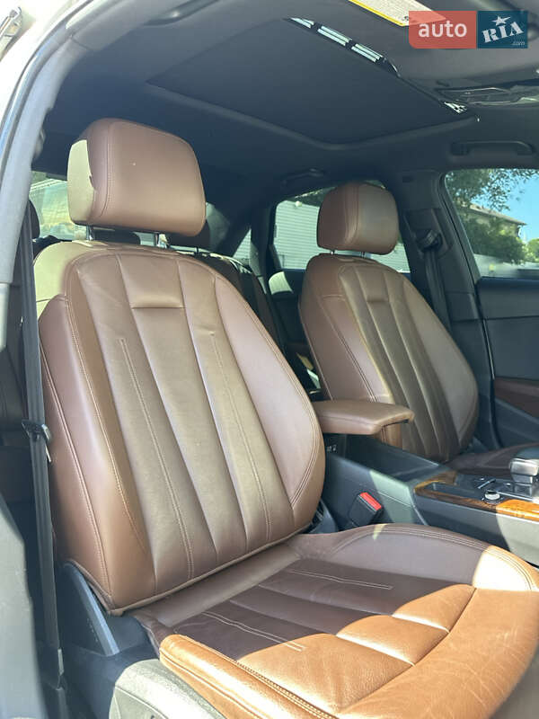 Седан Audi A4 2016 в Одессе