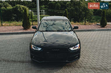Седан Audi A4 2015 в 