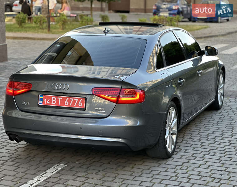 Седан Audi A4 2013 в Ивано-Франковске