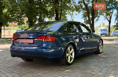 Седан Audi A4 2010 в 