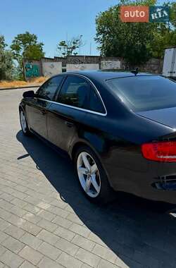 Седан Audi A4 2011 в 