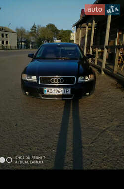 Седан Audi A4 2002 в 