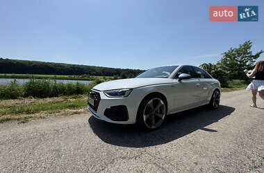 Audi A4 2019