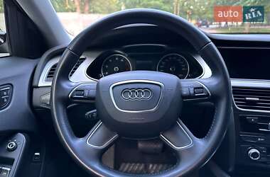Седан Audi A4 2015 в 
