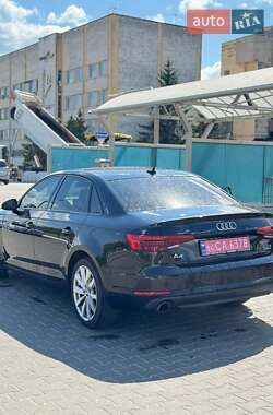 Седан Audi A4 2016 в 
